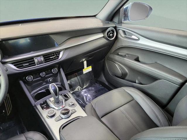 2025 Alfa Romeo Stelvio Sprint AWD