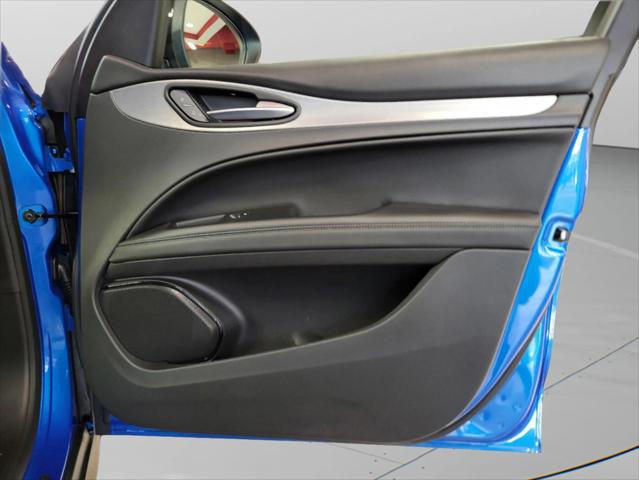 2025 Alfa Romeo Stelvio Sprint AWD