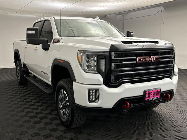 2022 GMC Sierra 2500HD 4WD Crew Cab Standard Bed AT4