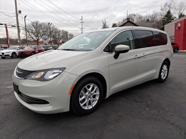 2017 Chrysler Pacifica LX