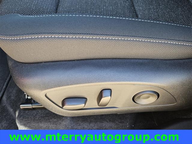 2025 Chevrolet Traverse FWD LT