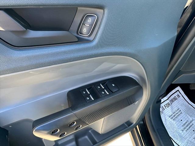 2022 Ford Maverick XL