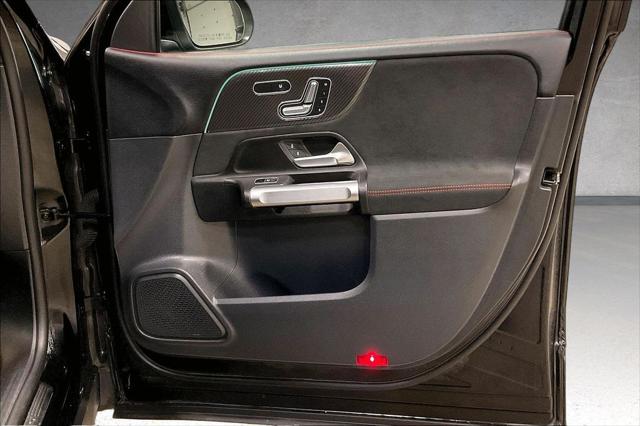 2022 Mercedes-Benz GLB 4MATIC