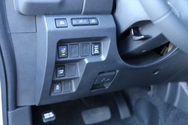 2025 Nissan Frontier Crew Cab SV 4x2