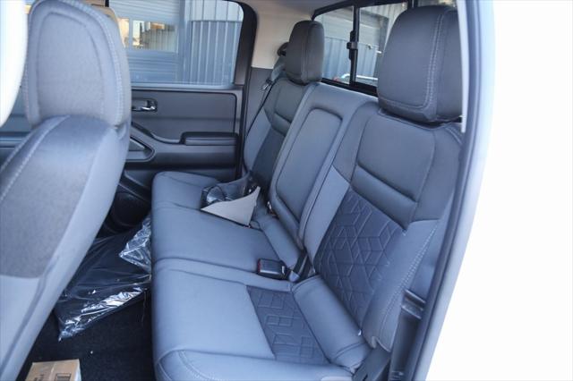 2025 Nissan Frontier Crew Cab SV 4x2