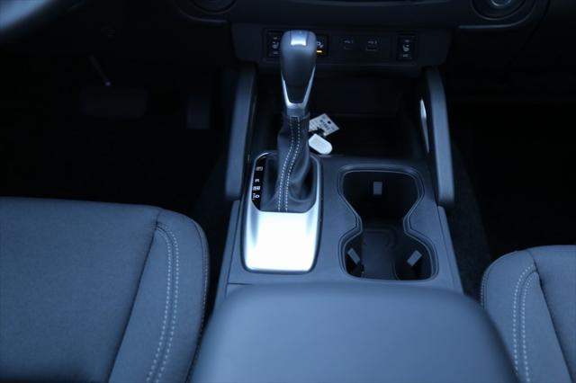 2025 Nissan Frontier Crew Cab SV 4x2