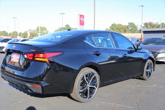 2025 Nissan Altima SR FWD