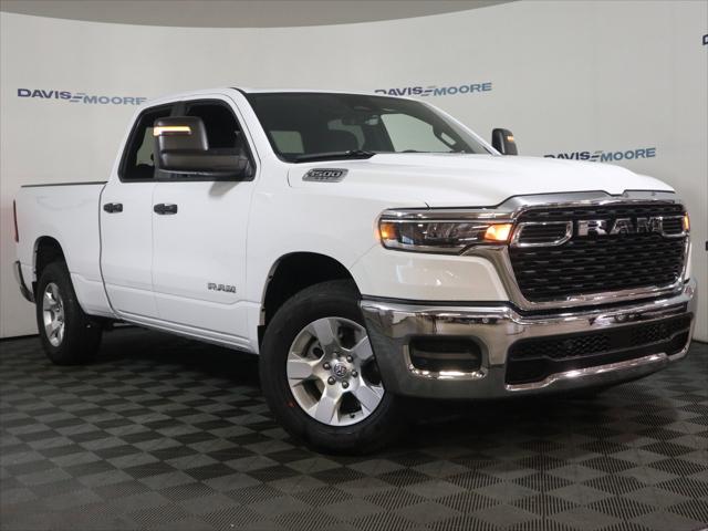 2025 RAM Ram 1500 RAM 1500 TRADESMAN QUAD CAB 4X2 64 BOX