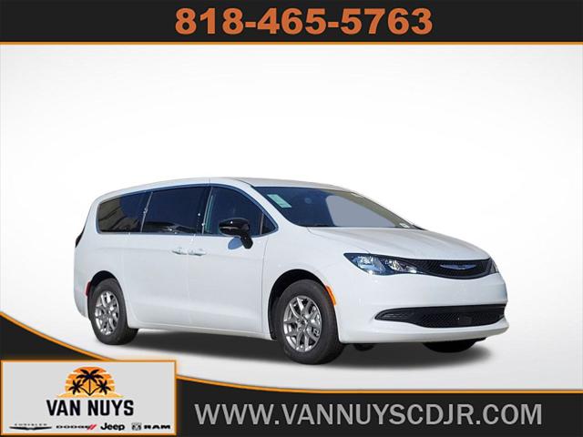 2025 Chrysler Voyager VOYAGER