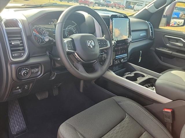 2025 RAM Ram 1500 RAM 1500 BIG HORN CREW CAB 4X2 57 BOX