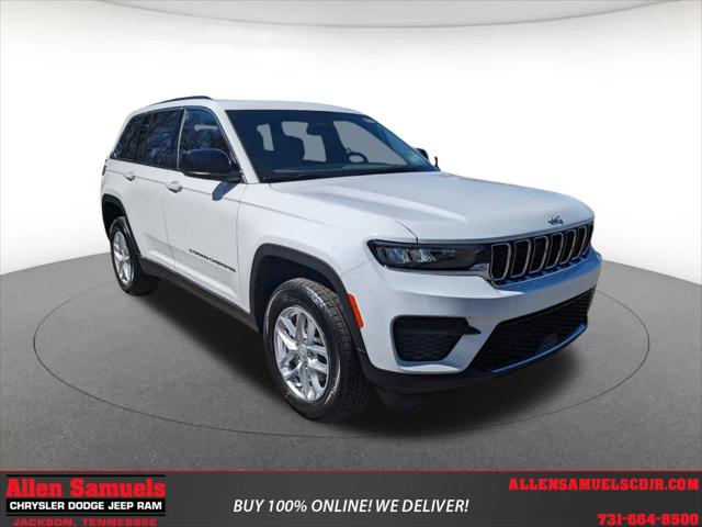 2025 Jeep Grand Cherokee GRAND CHEROKEE LAREDO X 4X4