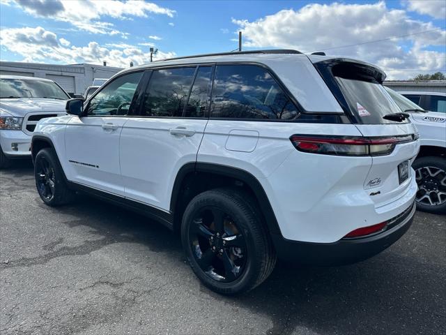 2025 Jeep Grand Cherokee GRAND CHEROKEE ALTITUDE 4X4