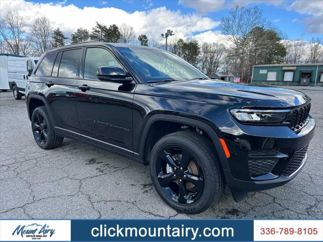 2025 Jeep Grand Cherokee GRAND CHEROKEE ALTITUDE 4X4