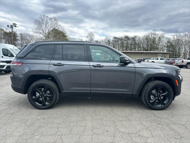 2025 Jeep Grand Cherokee GRAND CHEROKEE ALTITUDE 4X4