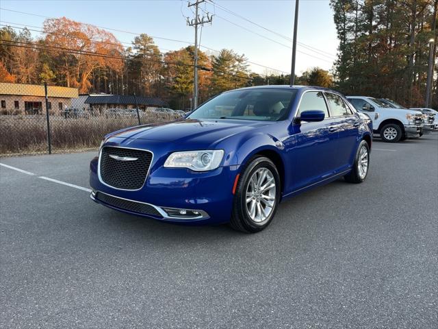 2019 Chrysler 300 Touring L