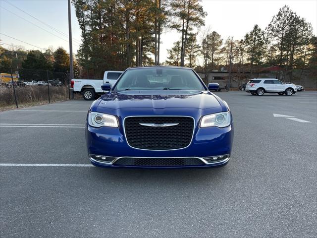 2019 Chrysler 300 Touring L