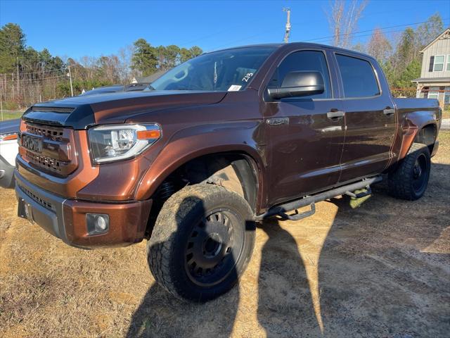 2017 Toyota Tundra SR5 5.7L V8