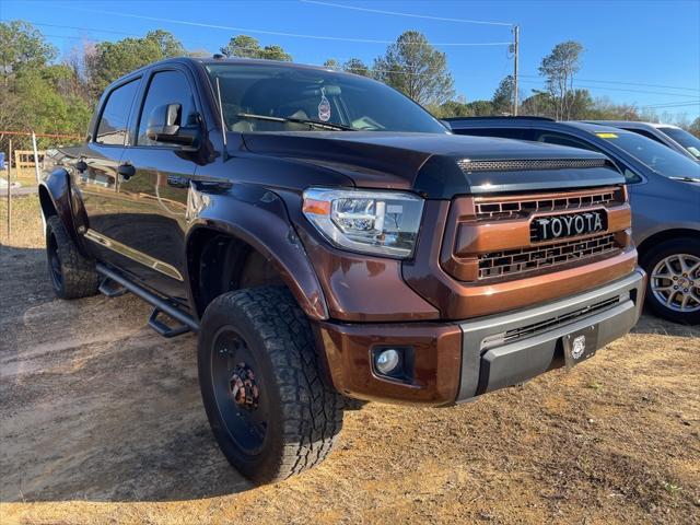 2017 Toyota Tundra SR5 5.7L V8