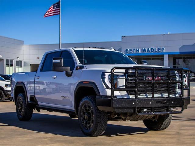 2024 GMC Sierra 2500HD 4WD Crew Cab Standard Bed AT4