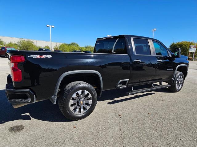 2022 Chevrolet Silverado 2500HD 4WD Crew Cab Long Bed Custom