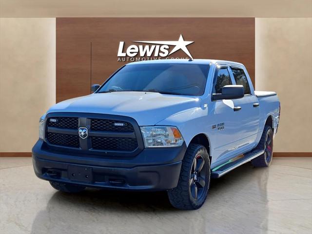 2017 RAM 1500 Tradesman Crew Cab 4x4 57 Box