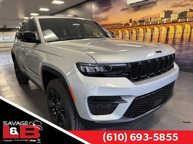 2025 Jeep Grand Cherokee GRAND CHEROKEE ALTITUDE X 4X4