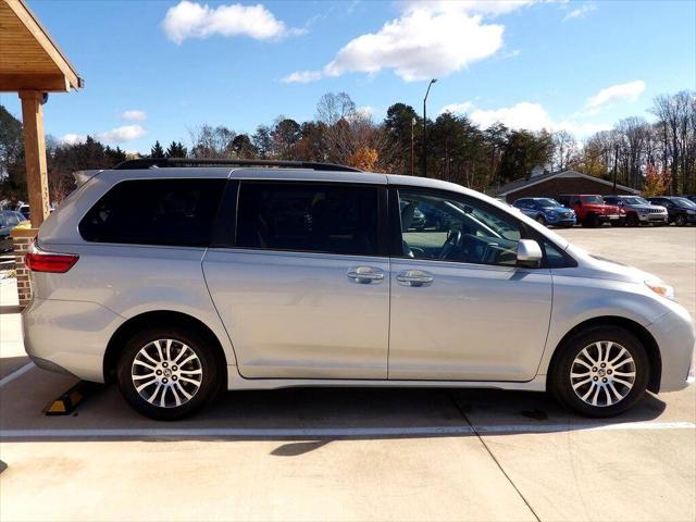 2020 Toyota Sienna Limited Premium