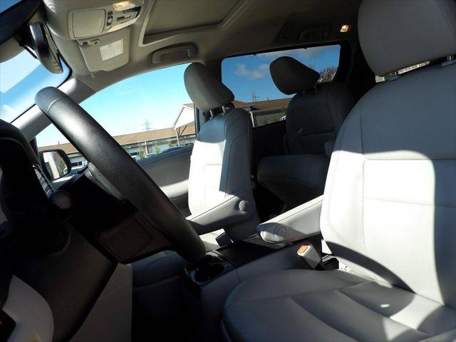 2020 Toyota Sienna Limited Premium