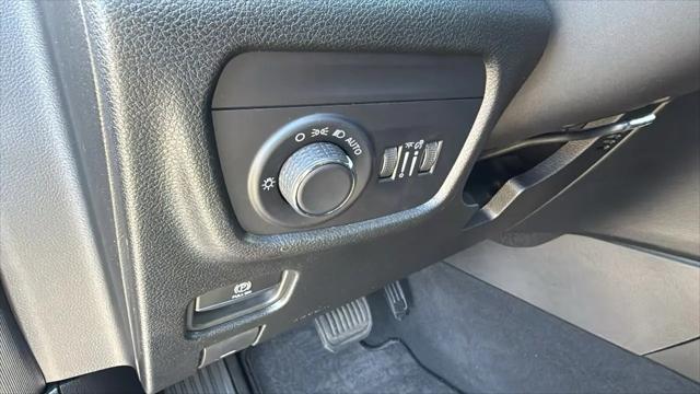 2024 Jeep Grand Cherokee L Laredo X 4x4