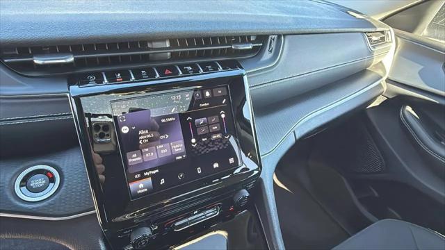 2024 Jeep Grand Cherokee L Laredo X 4x4