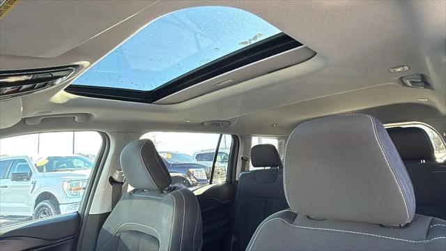 2024 Jeep Grand Cherokee L Laredo X 4x4