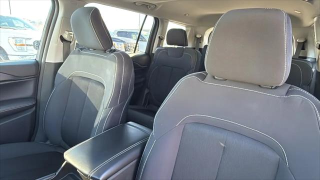 2024 Jeep Grand Cherokee L Laredo X 4x4