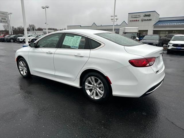 2015 Chrysler 200 Limited