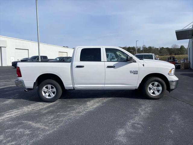 2022 RAM 1500 Classic SLT Crew Cab 4x4 57 Box