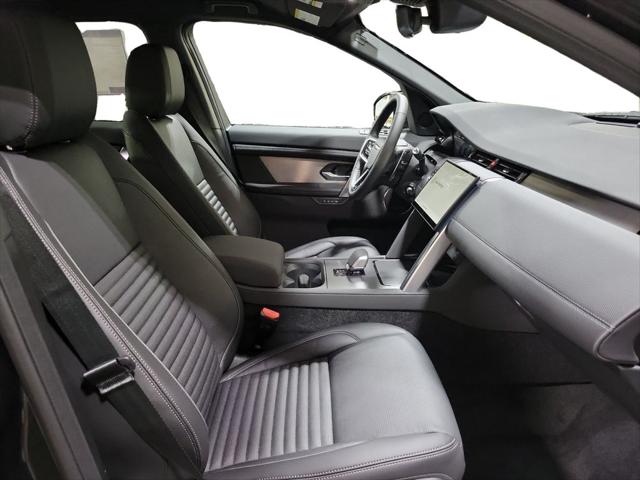 2025 Land Rover Discovery Sport Dynamic SE