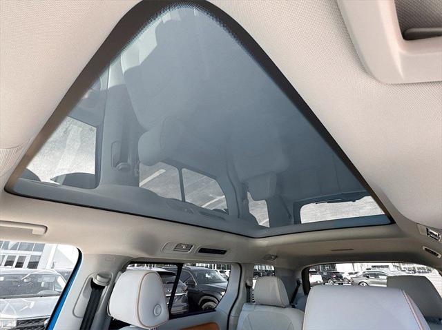 2025 Volkswagen ID. Buzz 1st Edition with 4MOTION
