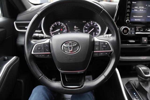 2022 Toyota Highlander XSE