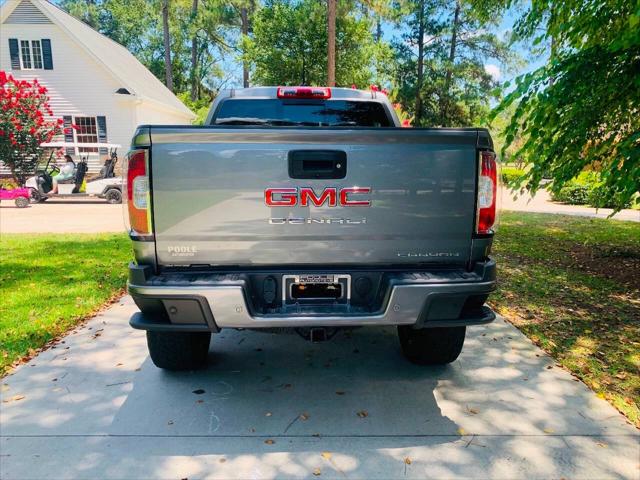 2022 GMC Canyon 4WD Crew Cab Short Box Denali