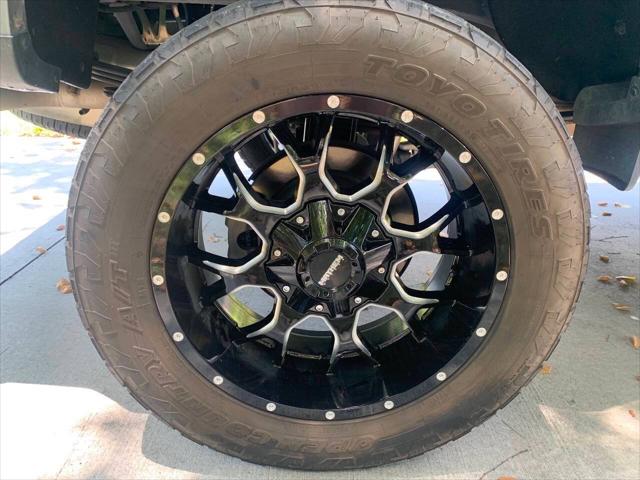 2022 GMC Canyon 4WD Crew Cab Short Box Denali