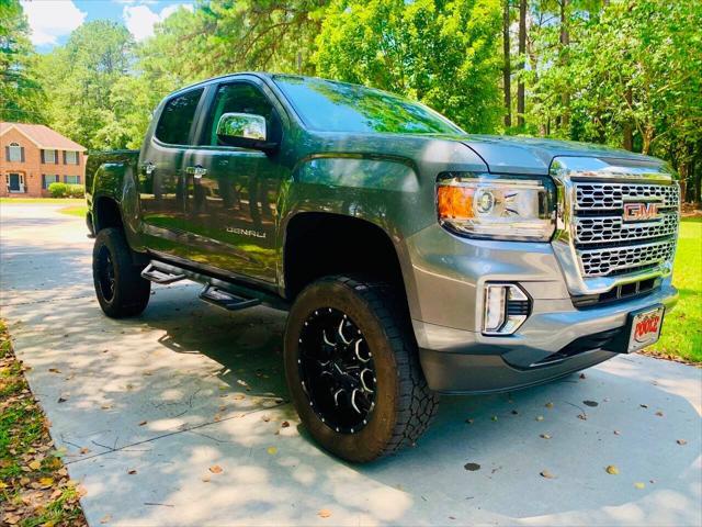 2022 GMC Canyon 4WD Crew Cab Short Box Denali