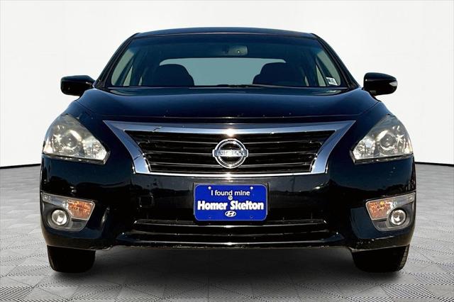 Used 2015 Nissan Altima For Sale in Olive Branch, MS