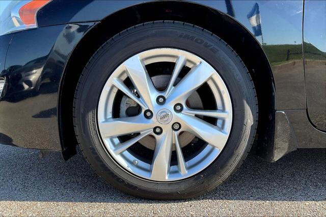Used 2015 Nissan Altima 2.5 SL For Sale in Millington, TN