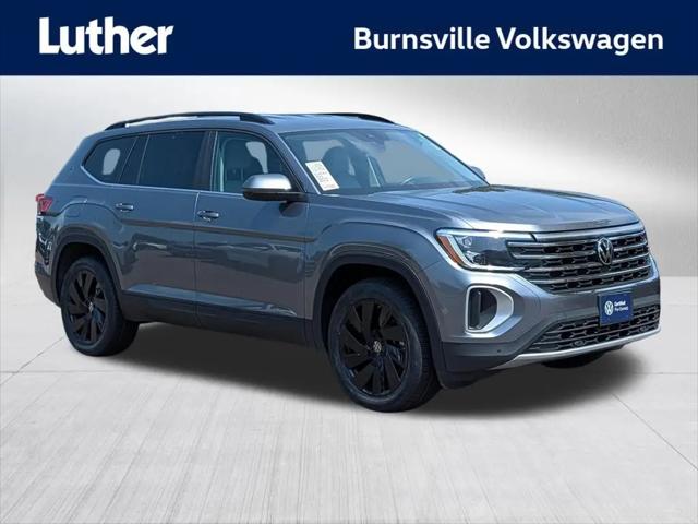 2024 Volkswagen Atlas 2.0T SE w/Technology for sale in Burnsville, MN