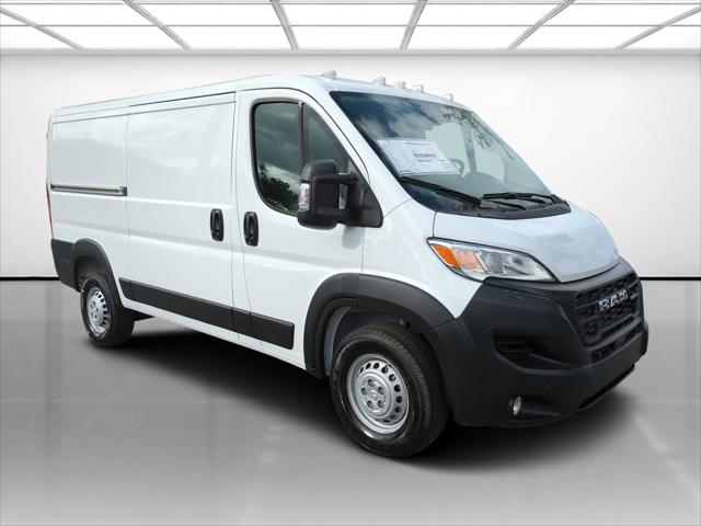 2025 RAM Ram ProMaster RAM PROMASTER 1500 TRADESMAN CARGO VAN LOW ROOF 136 WB
