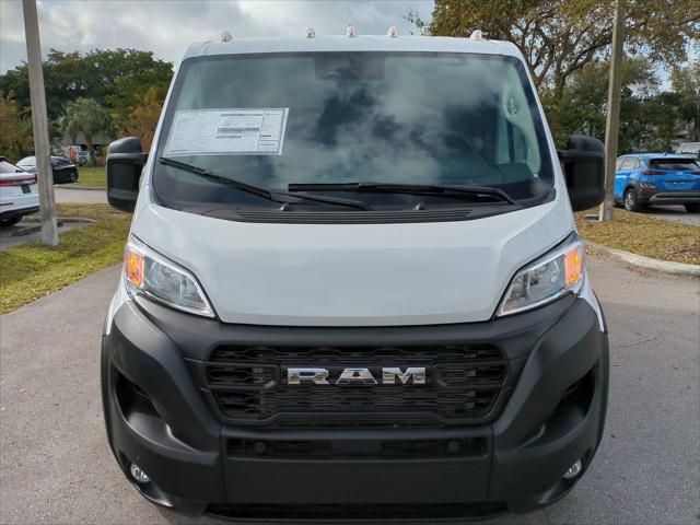 2025 RAM Ram ProMaster RAM PROMASTER 1500 TRADESMAN CARGO VAN LOW ROOF 136 WB