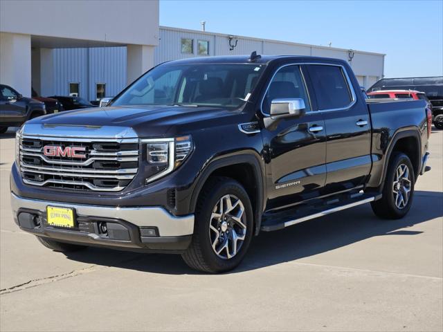 2022 GMC Sierra 1500 2WD Crew Cab Short Box SLT