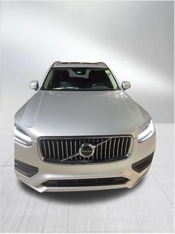 2022 Volvo XC90 T5 Momentum 7 Passenger