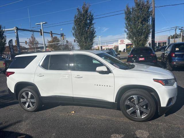 2021 Chevrolet Traverse AWD LT Leather