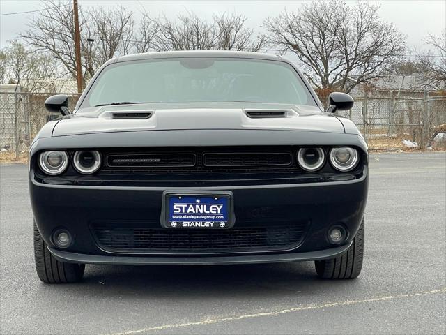 2018 Dodge Challenger SXT Plus