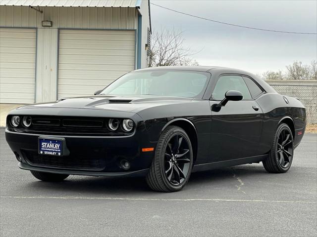 2018 Dodge Challenger SXT Plus